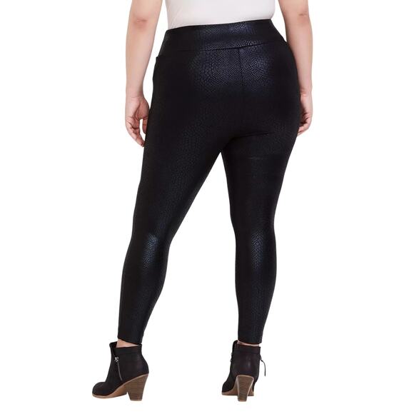 NWT Torrid Tonal Snake Print Pixie Pants Black Plus Size 3/3X Pull on High-Rise - Picture 2 of 12